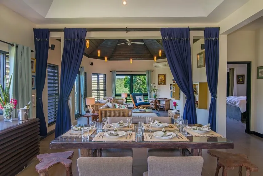 Nianna Luxurious Villa - Image 1