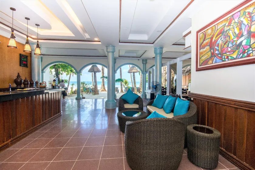 Royal Park Resort Boracay - Image 1