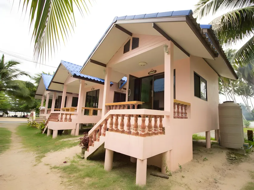 Chaiwat Resort - Image 1