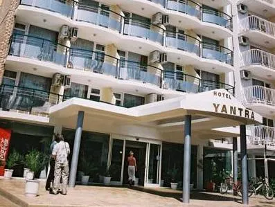 Hotel Yantra - Image 1
