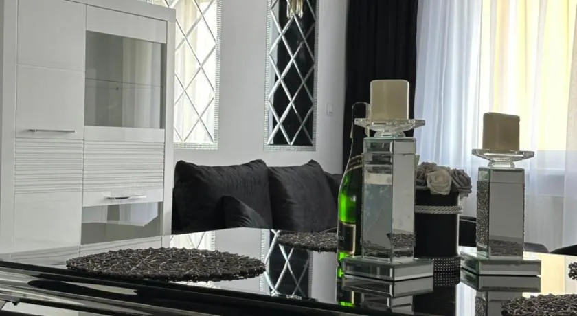 Lux apartament - Image 1