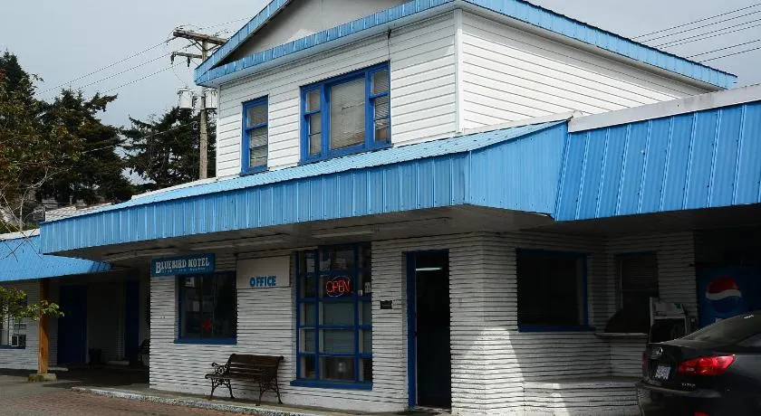 Bluebird Motel - Image 1