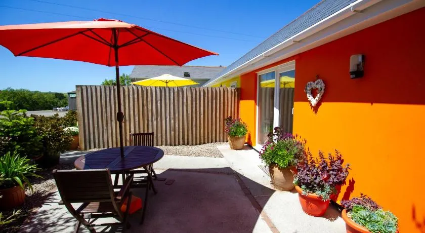Krissie's - Image 1