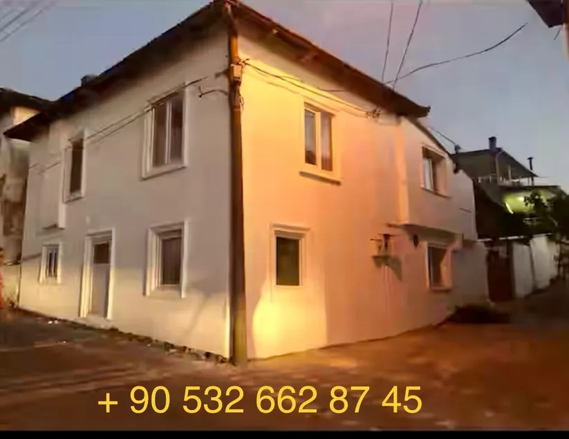 traditional village house (stone house) - Image 1