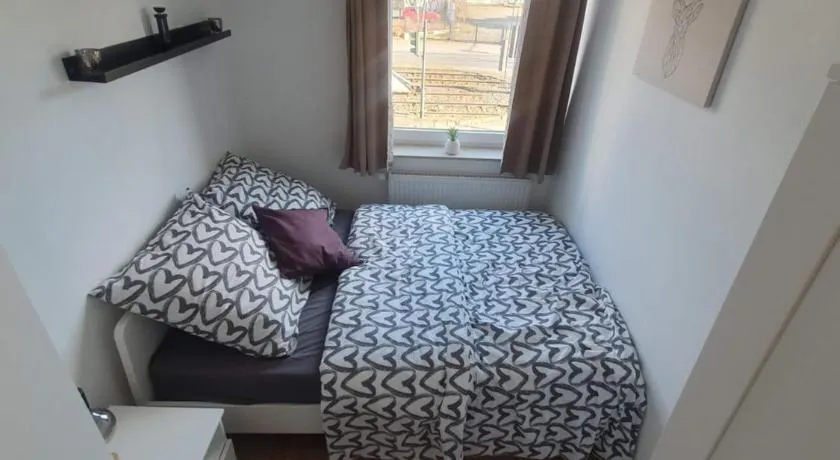 Angenehmes privatzimmer - Image 1