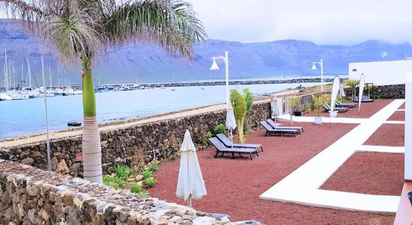 La Graciosa Magnolia Evita Beach, Frente Mar - Image 1