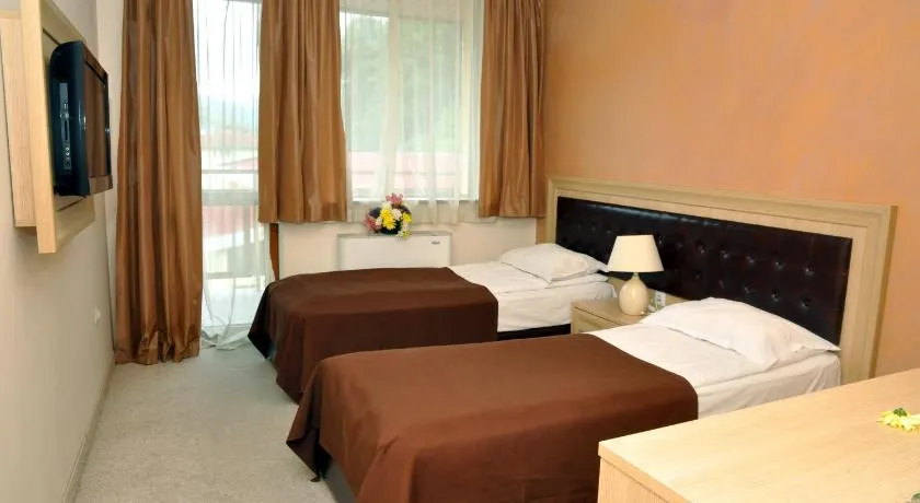 Olymp Hotel - Image 1