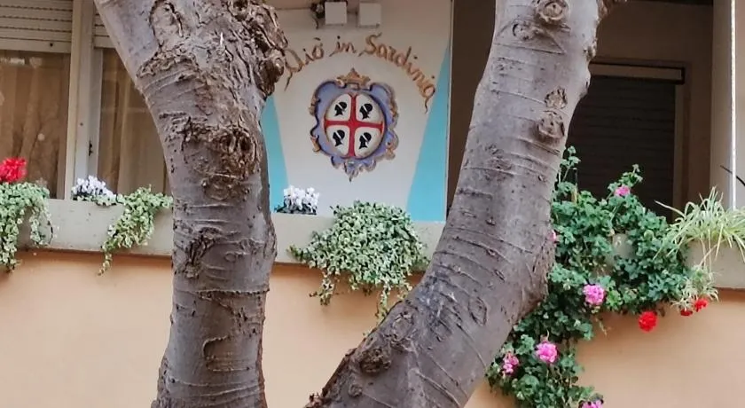 Elisart Guest House - Image 1
