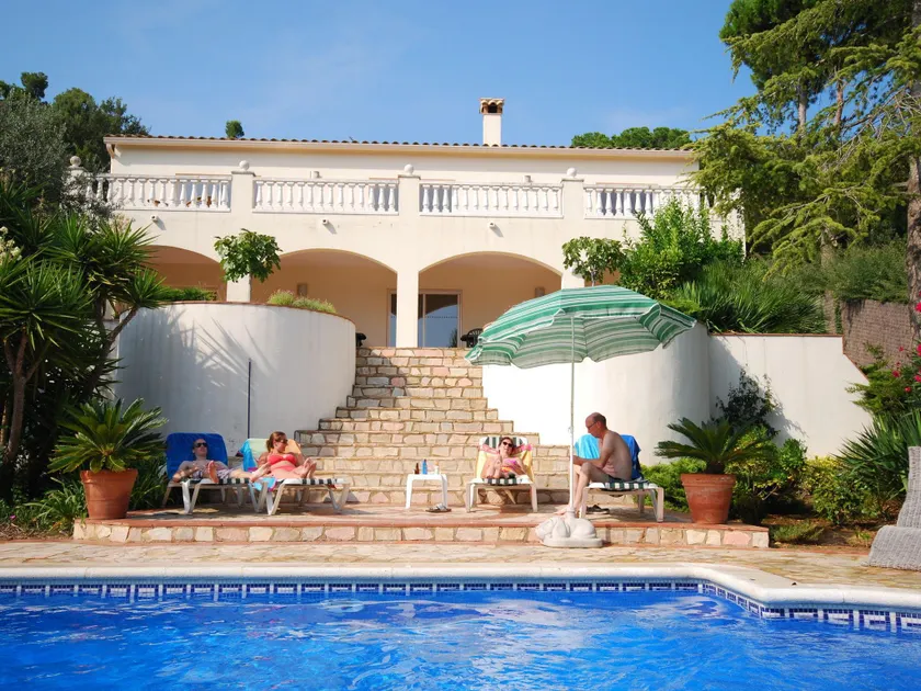 Premium Villa in Calonge with Swimming Pool - Image 1