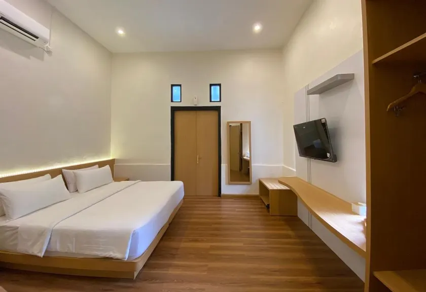 Heritage Junior Guesthouse - Image 1