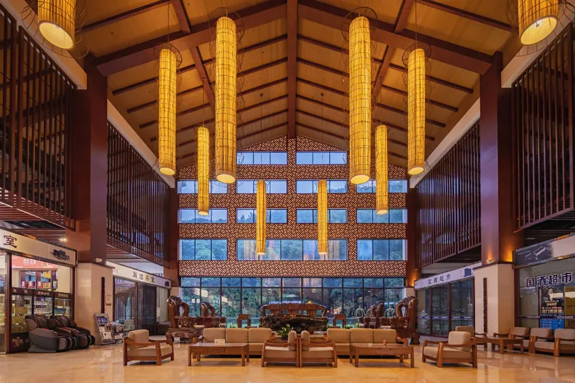 Wufeng International Hotel - Image 1