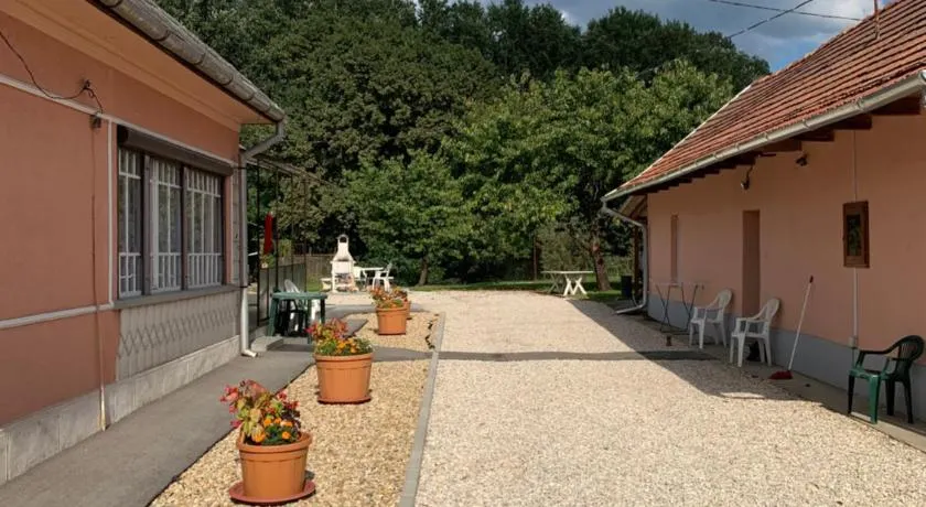 Sajó Vendégház - Image 1