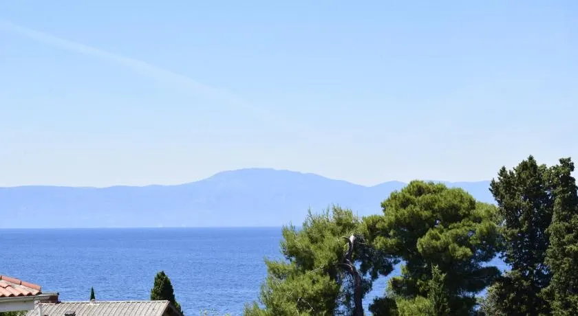 Apartmani Ana 2 i 3 - Image 1