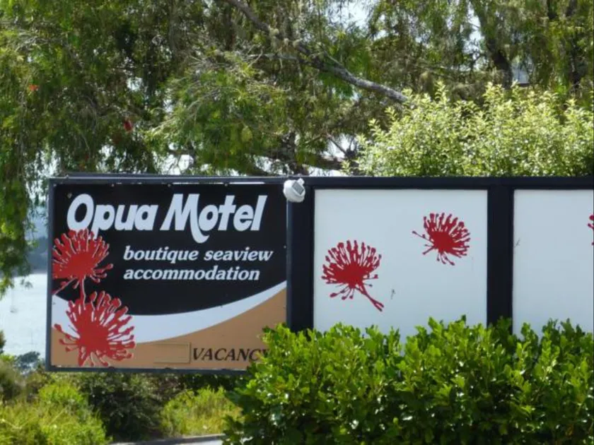 Opua Boutique Seaview Motel - Image 1