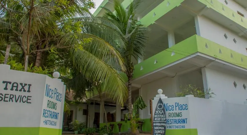 Nice Place Beach Hotel - Image 1