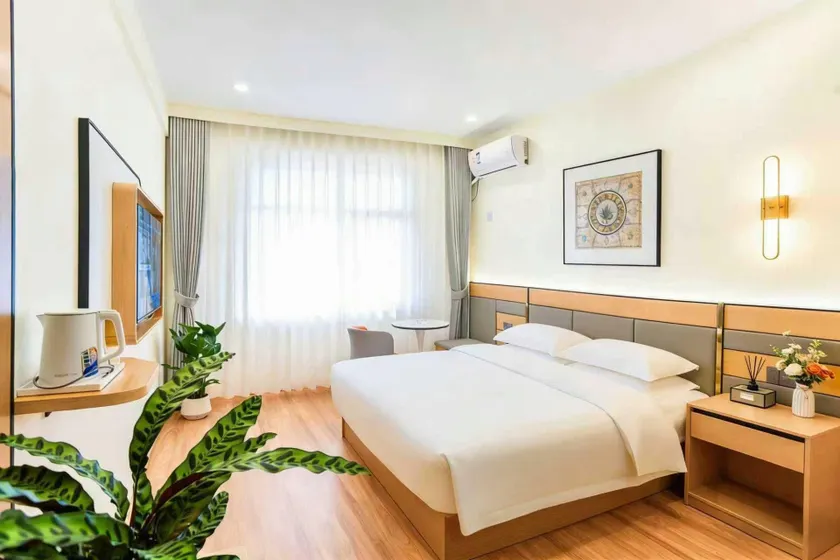 Super 8 Hotel (Yanjiao Haiyou Street Branch) - Image 1