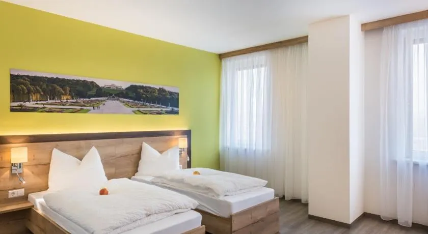 Sleepin Premium Motel Loosdorf - Image 1