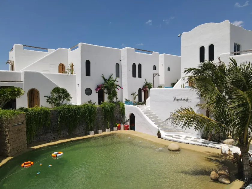 CAT’ Casa Hotel - Image 1