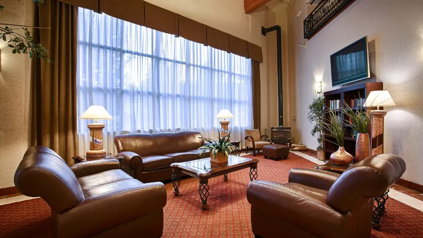 Empeiria High Sierra Hotel - Image 1