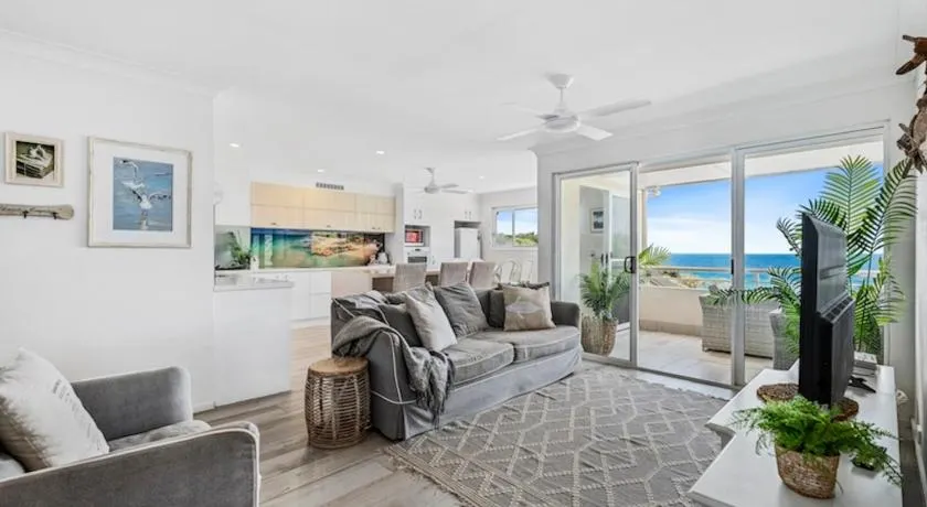 The Cove - best ocean views - sleeps 6 - Image 1