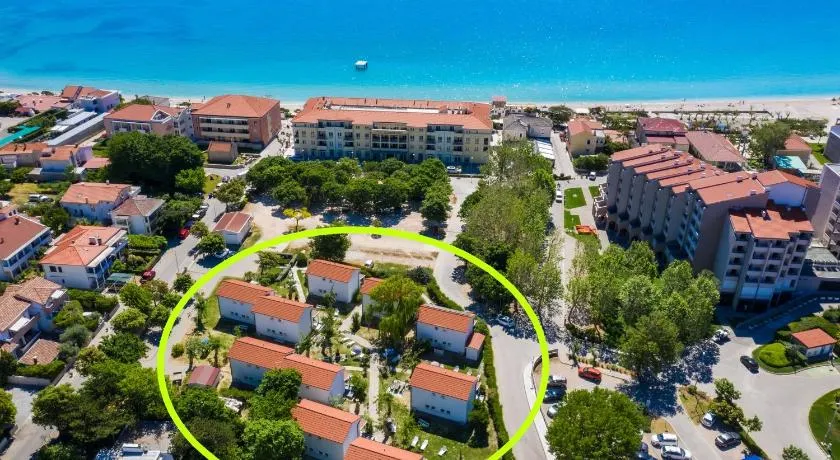 Villas Corinthia - Image 1