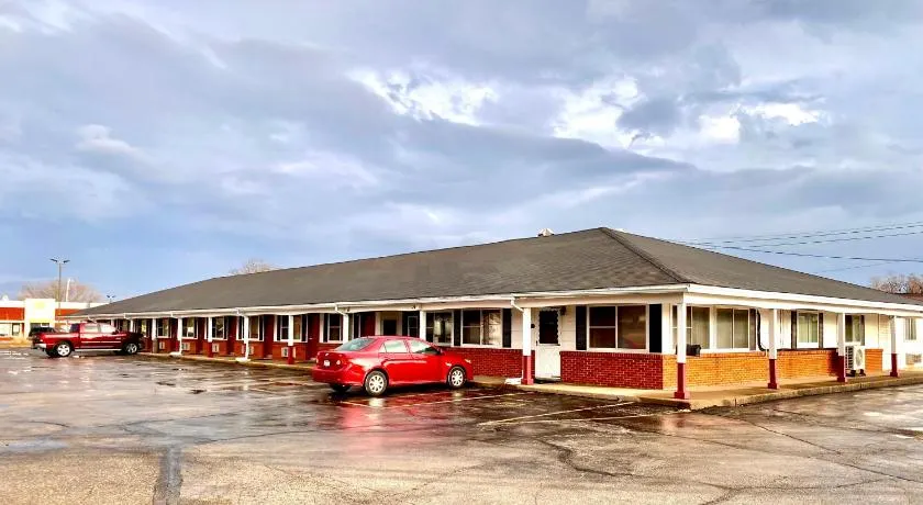 The Madison Inn Motel - Image 1