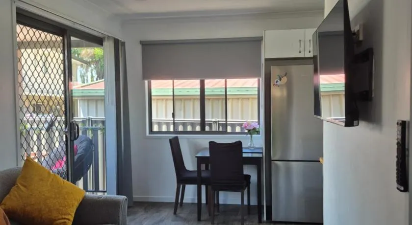Convenient Getaway Home in Strathpine - Image 1