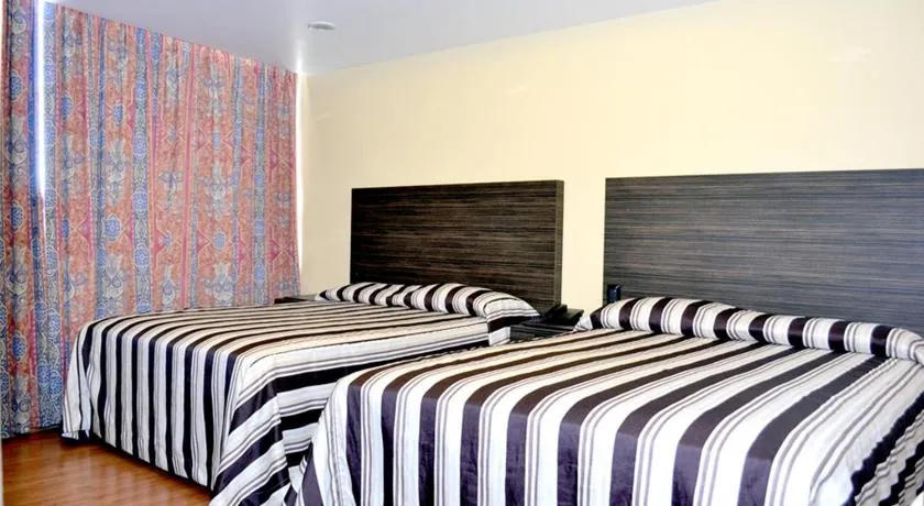Hotel Arizona - Image 1