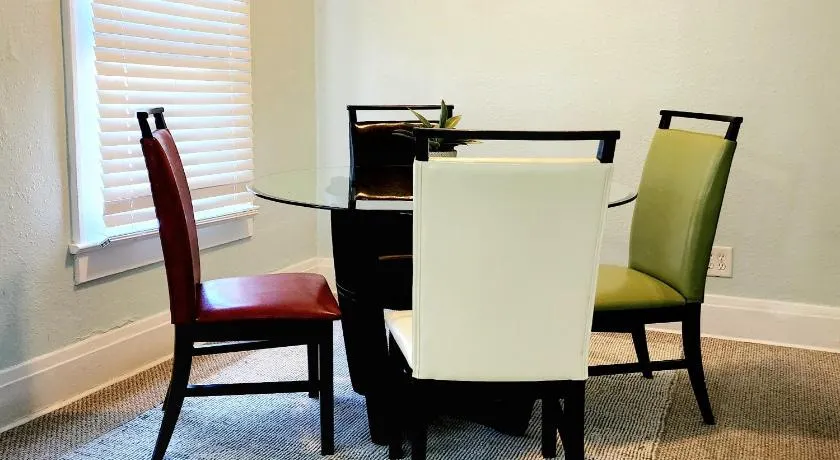 Comfortable two bedroom home - Image 1