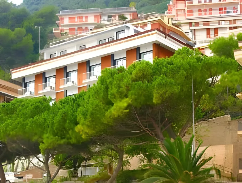Residence Paradiso - Image 1