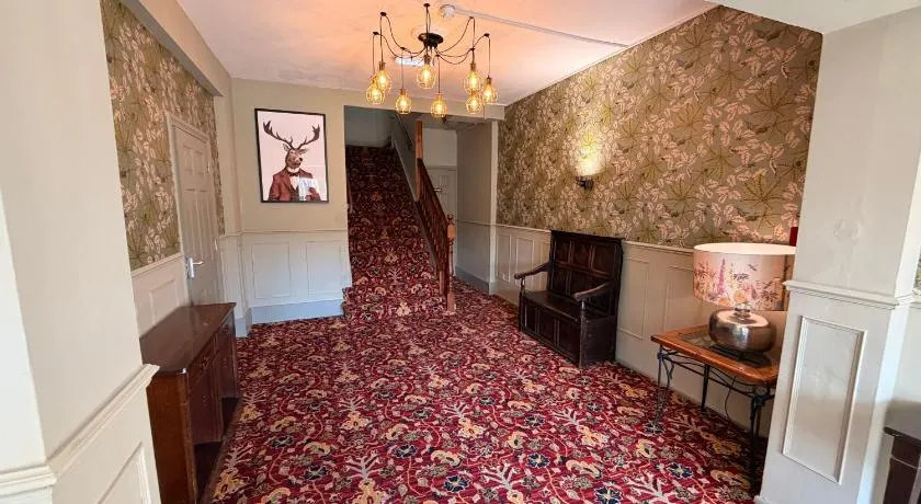 The Poachers Arms - Image 1
