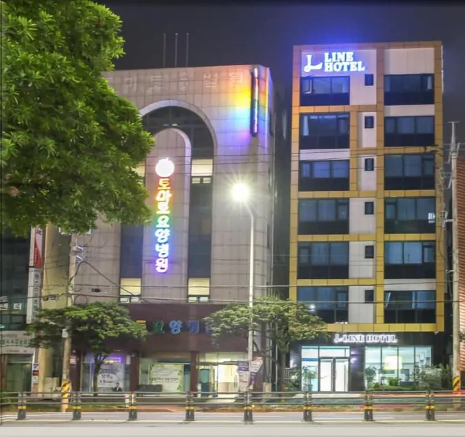 Jeju Line Hotel - Image 1
