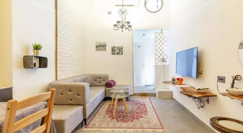 Retro Loft By The Beach★ - Image 1