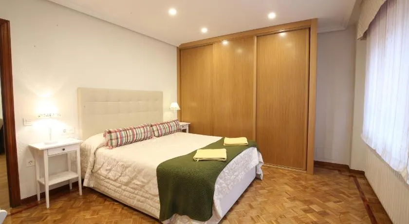Apartamento Oviedo General Elorza - Image 1