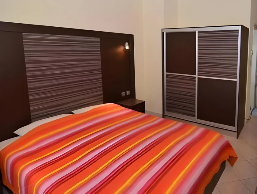Beach Hotel Kapahi - Image 1