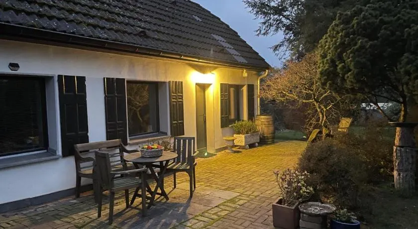 Little Cottage Merbeck - Image 1