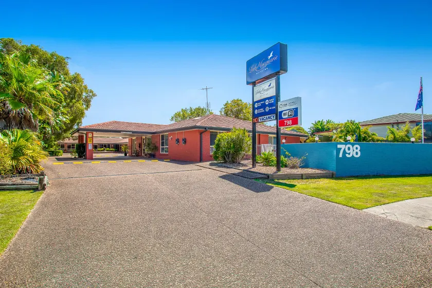 Lake Macquarie Motor Inn - Image 1
