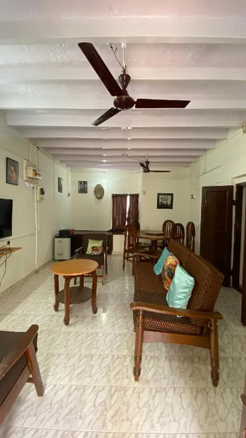 Airport Area Houses - Image 1