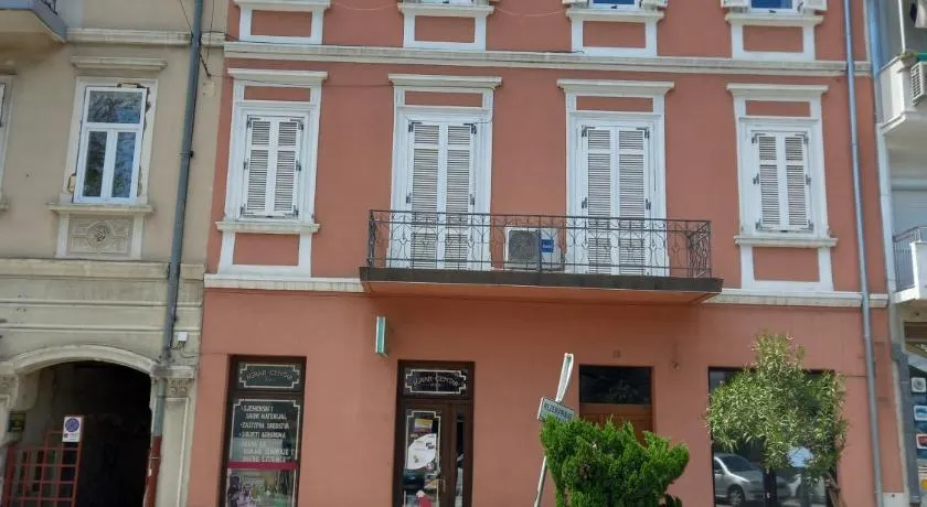 Apartmani Iris i Ana - Image 1