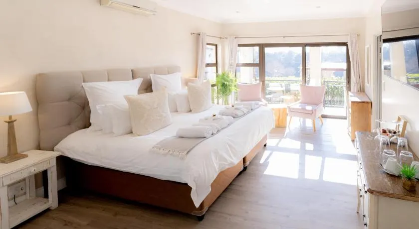 Pont de Val Boutique Hotel And Apartments - Image 1