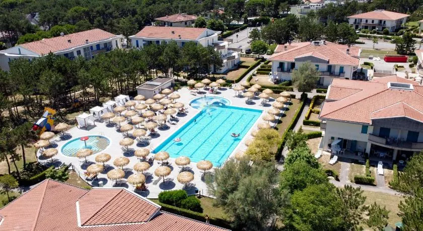 Summer Time Family Resort - Image 1