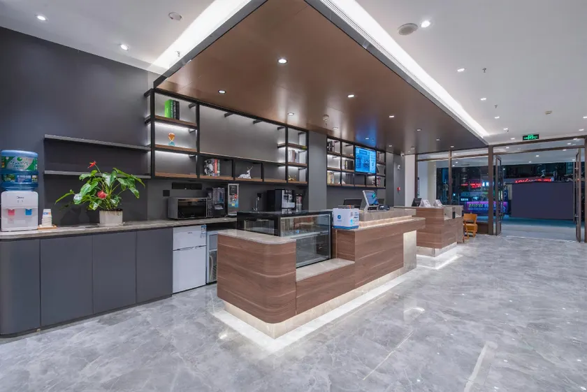 Hanting Hotel Kunming City Sports Center Yunda Hospital - Image 1