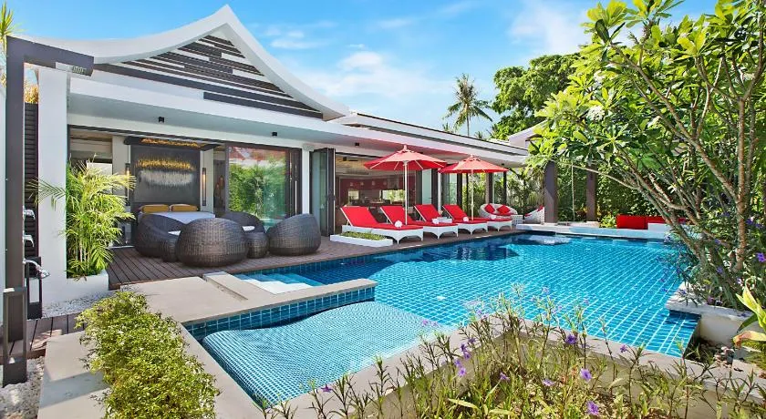 Villa Julia koh Samui beach with Cook and Majordome - Image 1