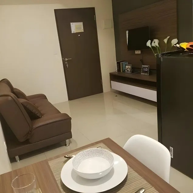 Apartment near Soekarno Hatta Airport  1BR , 38m2 - Image 1
