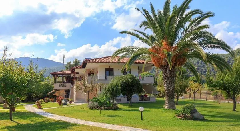 Maria - Pavlos Studios and Apartments - Image 1
