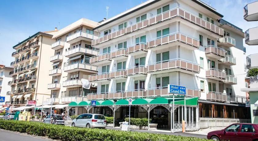 Hotel Grand Prix - Image 1