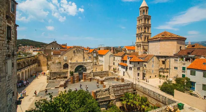 Palace Tower View - Image 1