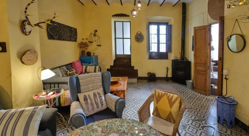 Casa centenaria con encanto - Image 1
