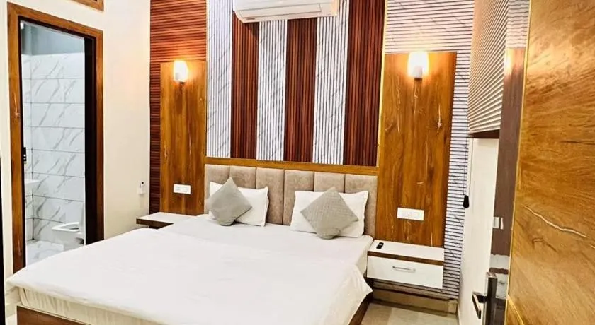 THE ELiSTA HOTEL - Your Premium Stays By SKY Hotels And Homestays - Image 1