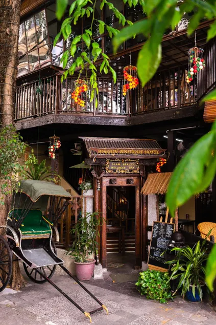 Anggun Boutique Hotel - Image 1